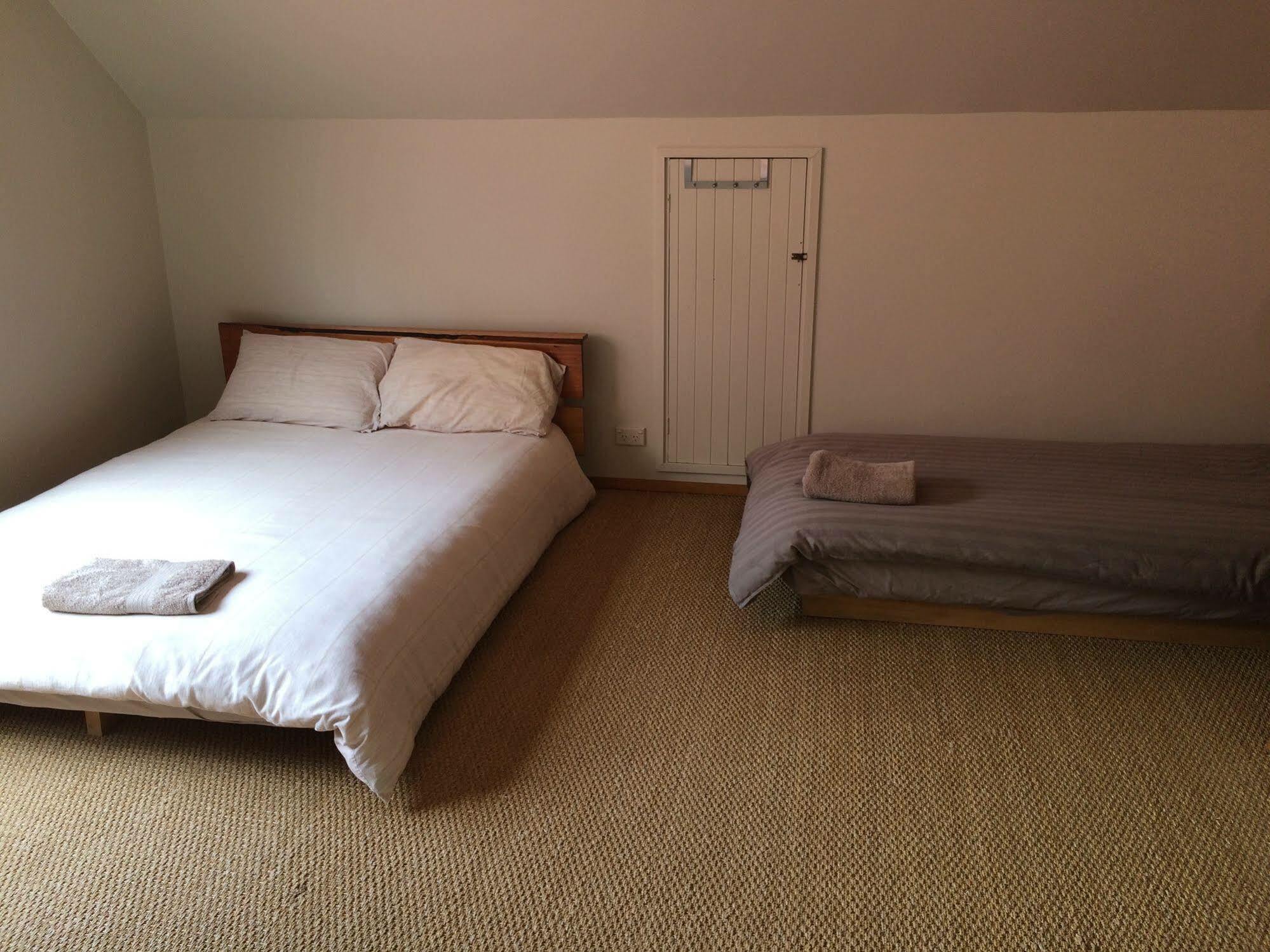 Tranquil Point Guest House Cygnet Eksteriør bilde